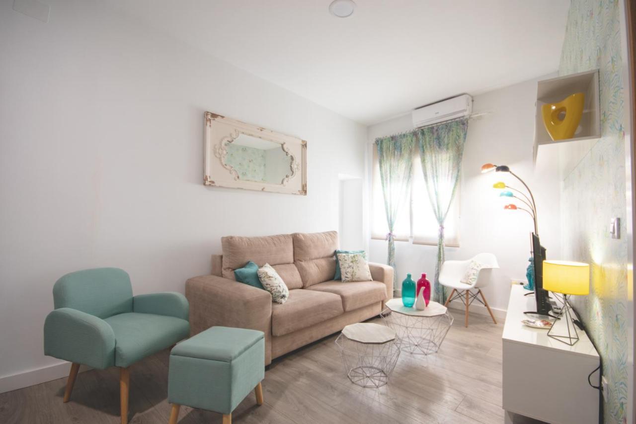 Apartamentos Coso De San Albin Merida Exterior photo